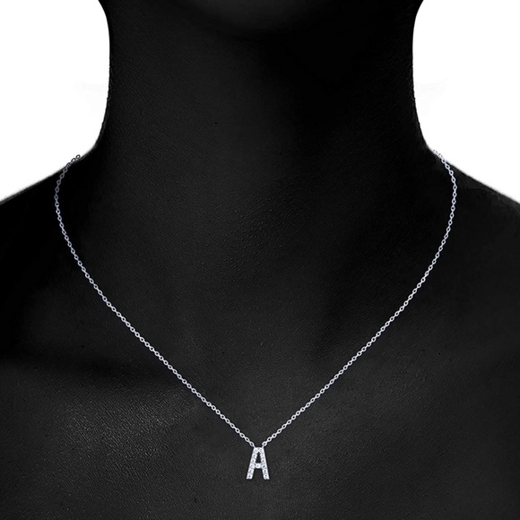 Letter / initial necklace - Picture 4 of 4